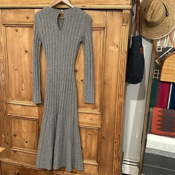 Reformation Evan Cashmere Dress - Picture 8 of 8